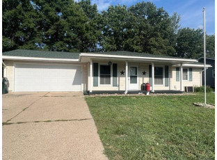 546 Reed Street Reedsburg, WI 53959