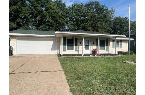 546 Reed Street, Reedsburg, WI 53959