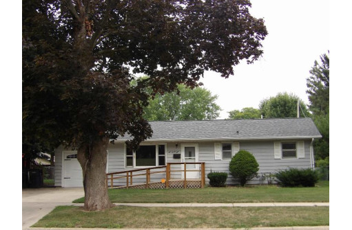 928 N Grant Street, Janesville, WI 53548