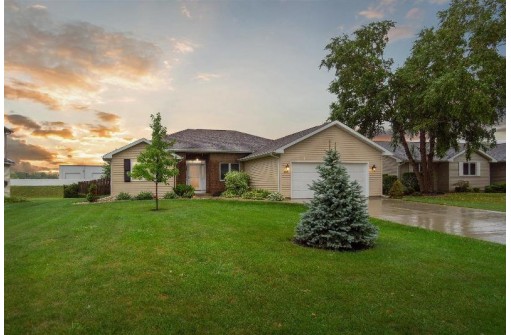 1208 Bruin Lane, Janesville, WI 53545