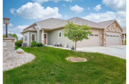 5977 Granite Way, McFarland, WI 53558