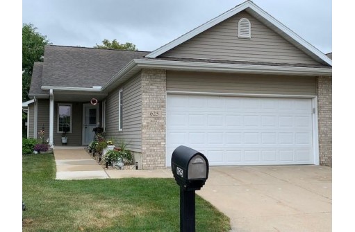 625 Springbrook Circle, DeForest, WI 53532