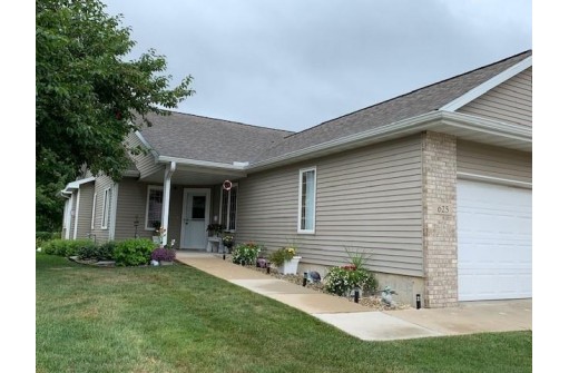 625 Springbrook Circle, DeForest, WI 53532