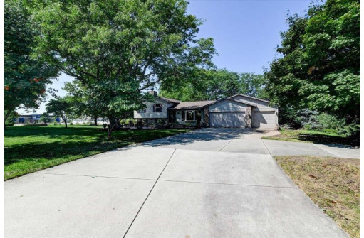 6209 Berkshire Lane, Sun Prairie, WI 53590