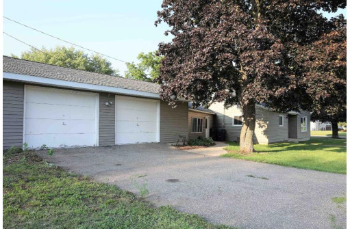 345 Roosevelt Street, Rio, WI 53960