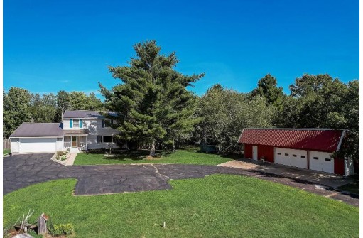 S3688 Evergreen Road, Baraboo, WI 53913