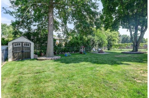 1502 Briar Lane, Sun Prairie, WI 53590