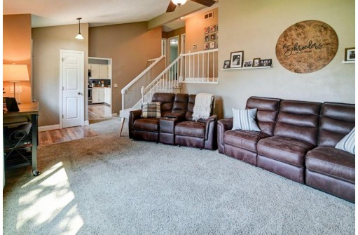 1502 Briar Lane, Sun Prairie, WI 53590