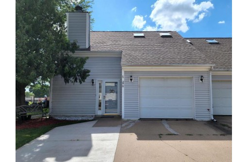 270 Lutjen Place, Platteville, WI 53818