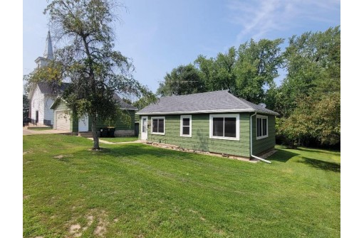 216 E Pearl Street, Kingston, WI 53939