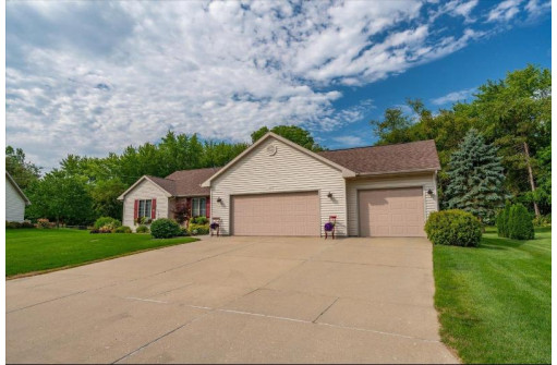 345 Lukas Lane, Milton, WI 53563