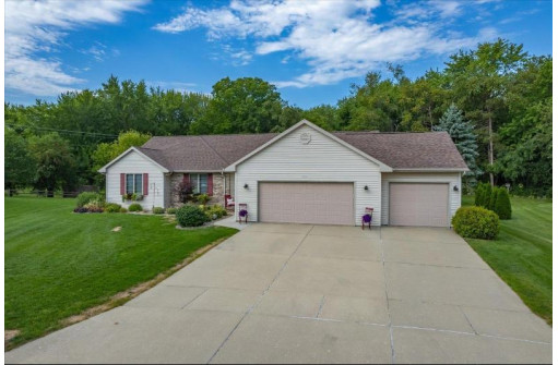 345 Lukas Lane, Milton, WI 53563