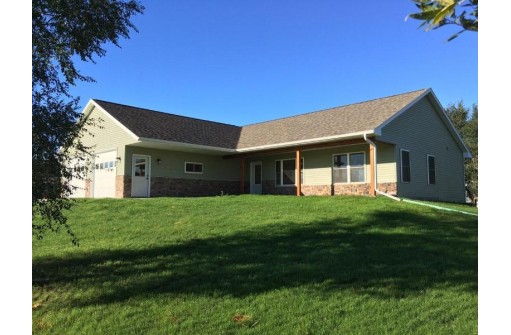 405 Mourning Dove Court, Arena, WI 53503