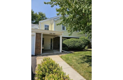216 S High Point Road 216, Madison, WI 53717