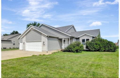 1276 Chadsworth Drive, Sun Prairie, WI 53590