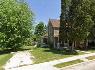 402 E Merrimac Street Dodgeville, WI 53533