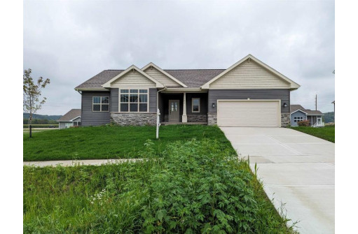 1415 Ridgetrail Drive, Cross Plains, WI 53528