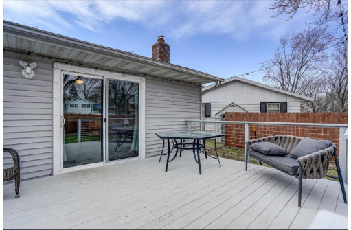 1 St Albans Avenue, Madison, WI 53714