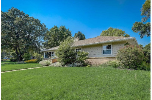 4510 Odana Road, Madison, WI 53711