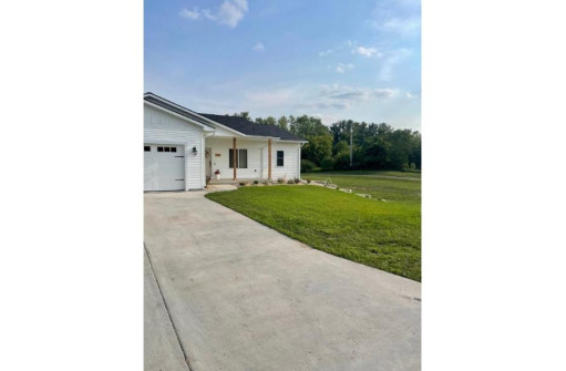 S7126 Owls Head Road, Merrimac, WI 53561