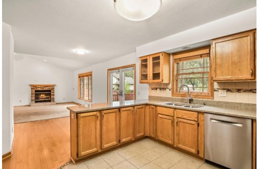 213 N High Point Road, Madison, WI 53717