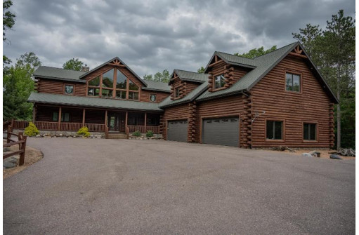 W4066 Boaters Dream Drive, Mauston, WI 53948