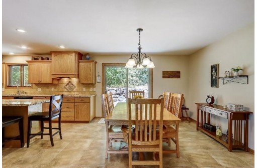 8184 Ballweg Road, Dane, WI 53529