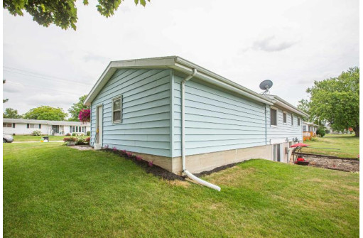 465 Ridge Avenue, Platteville, WI 53818