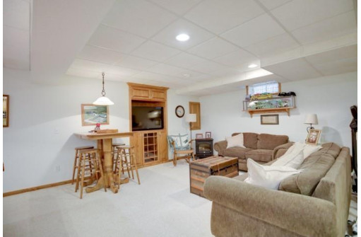 465 County Road Bb, Marshall, WI 53559