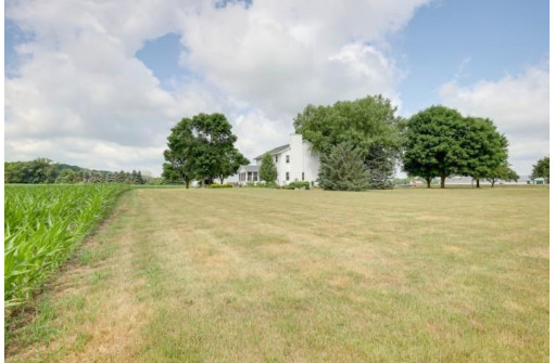 465 County Road Bb, Marshall, WI 53559