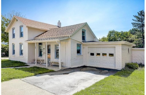 839 S Spring Street, Beaver Dam, WI 53916