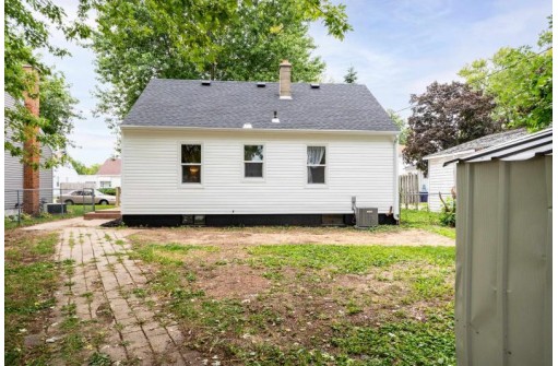 624 N Walnut Street, Janesville, WI 53548