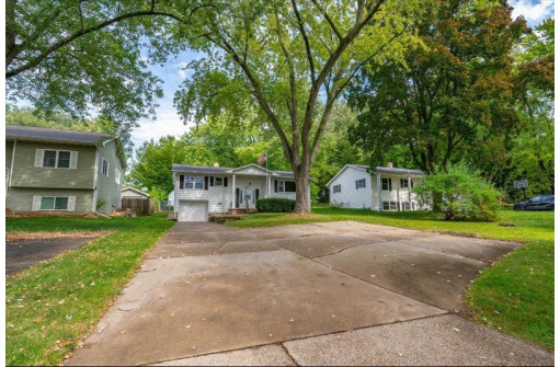 1014 Northport Drive, Madison, WI 53704