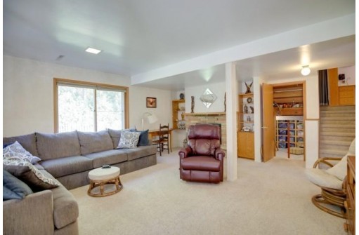 6312 Southern Circle, Monona, WI 53716