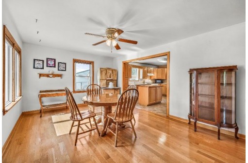 32342 Eagle Cave Drive, Blue River, WI 53518