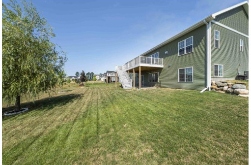 4133 Painted Arabian Run, DeForest, WI 53532