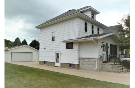 128 E Lincoln Street, Waupun, WI 53963