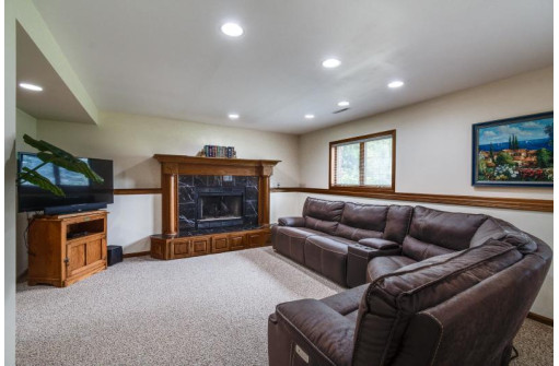 4484 Rustic Drive, Madison, WI 53718