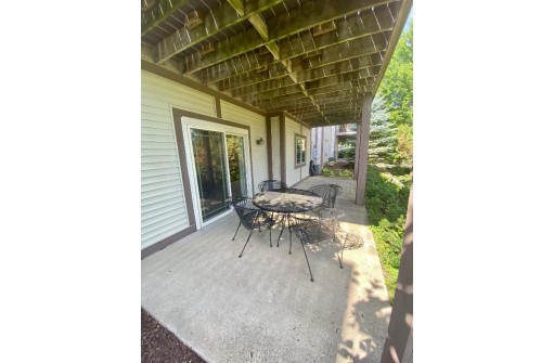 6616 N Chickahauk Trail, Middleton, WI 53562