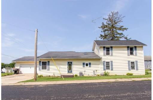 416 E Milwaukee Street, Argyle, WI 53504