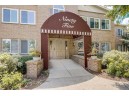 95 Golf Parkway D, Madison, WI 53704