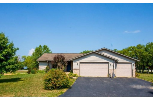 N7339 Ptarmigan Drive, Pardeeville, WI 53954