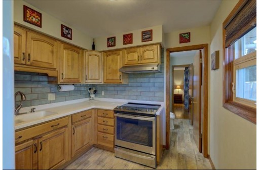 1626 Tarragon Drive, Madison, WI 53716