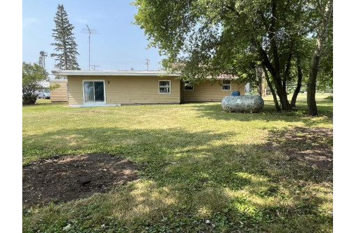 W2194 Cottonville Avenue, Berlin, WI 54923