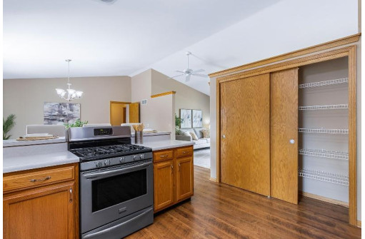 7241 Gladstone Drive, Madison, WI 53719