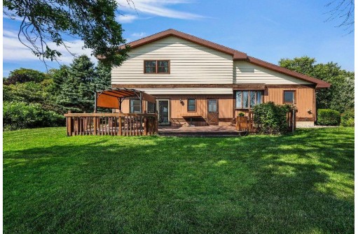 5707 Squaw Circle, Monona, WI 53716