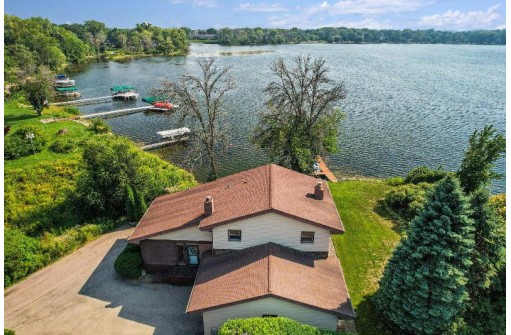 5707 Squaw Circle, Monona, WI 53716