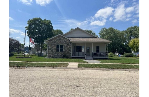 215 Brady Street, Portage, WI 53901