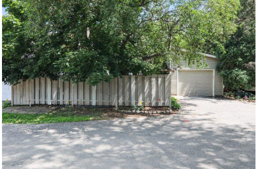 134 Grand Canyon Drive, Madison, WI 53705