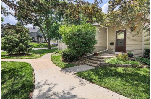 134 Grand Canyon Drive, Madison, WI 53705